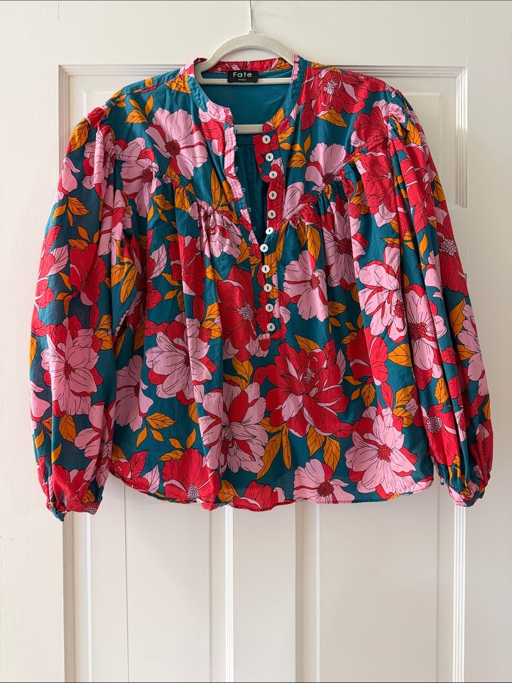 Fate Floral Button-Front Peasant Blouse - Pink & Red Flowers